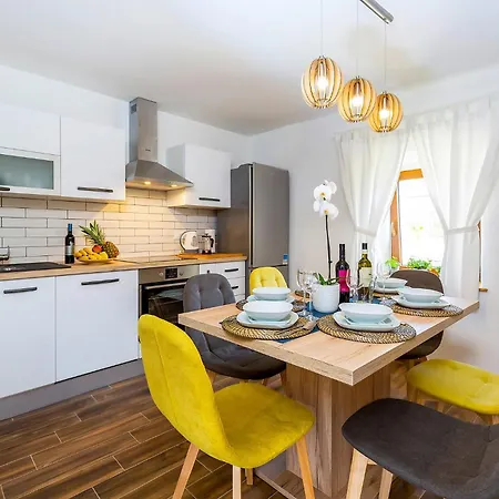 Vakantiehuis Almar In - Haus Fuer 4 Personen *