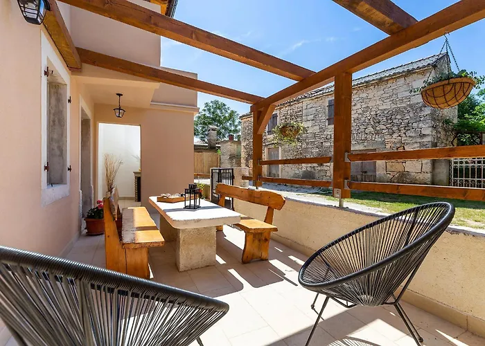 Semesterbostad Almar In - Haus Für 4 Personen