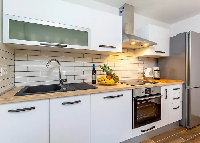 Almar In - Haus Für 4 Personen *