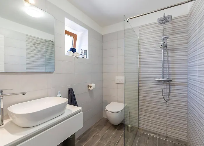 Almar In - Haus Für 4 Personen Semesterbostad *