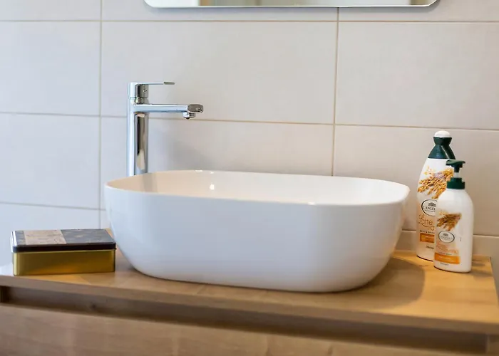 Almar In - Haus Für 4 Personen * Rakalj